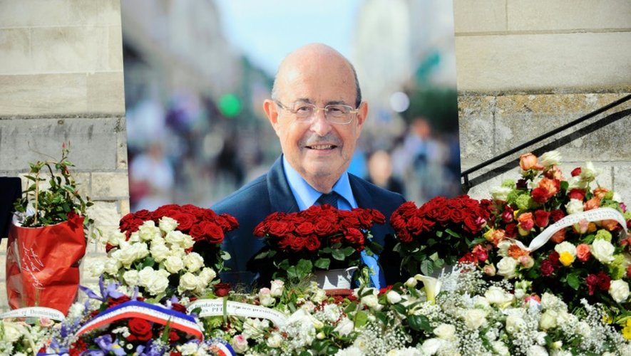 L'ancien maire de Tours, Jean Germain, lors de ses funérailles, le 13 avril 2015 à Tours