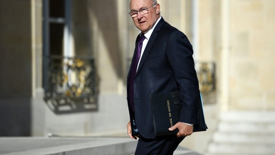 Michel Sapin arrive au palais de l'Elysée, le 22 août 2016