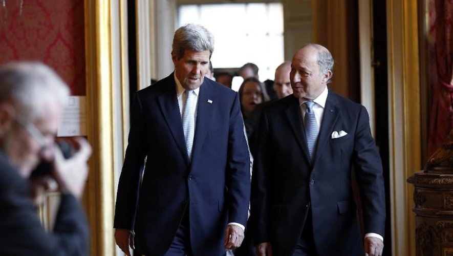 Le secrétaire d'Etat américain John Kerry reçu par son homologue français Laurent Fabius au Quai d’Orsay le 13 octobre 2014 à Paris