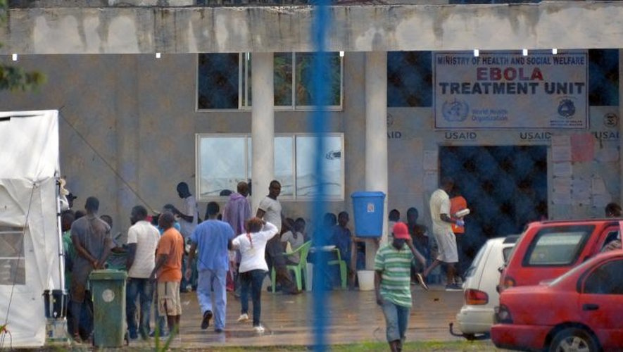 L'entrée de la clinique Island à Monrovia au Libéria, le 11 octobre 2014