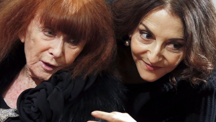 Sonia Rykiel et sa fille Nathalie lors d'une remise de décoration le 26 novembre 2013 à l'Elysée à Paris