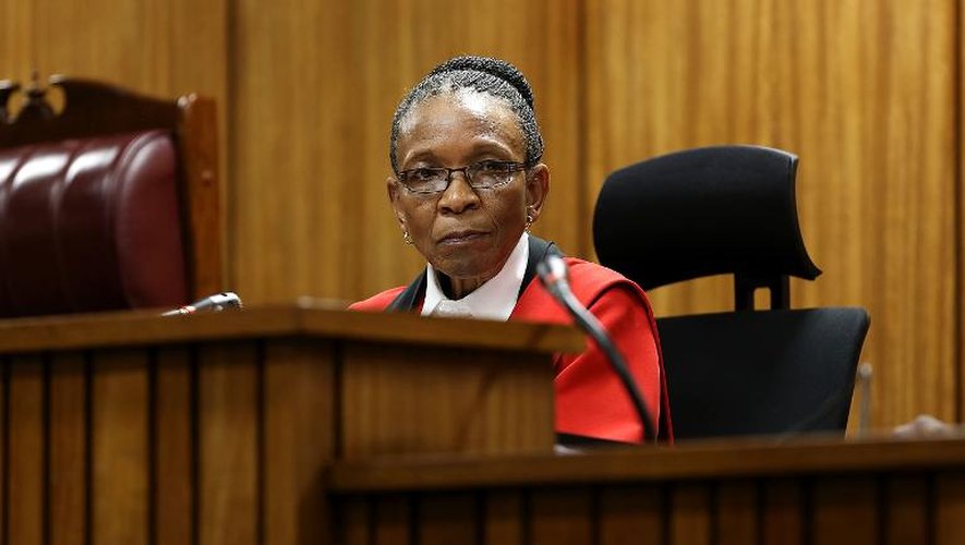 La juge sud-africaine Thokozile Masipa, avant le 16 octobre 2014 au tribunal de Pretoria lors du procès d'Oscar Pistorius