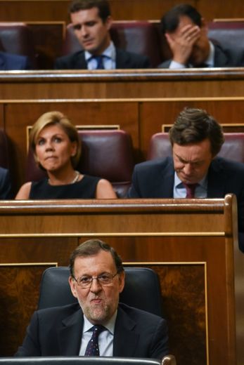 Le chef de l'exécutif espagnol Mariano Rajoy (c) au Parlement, le 2 septembre 2016 à Madrid