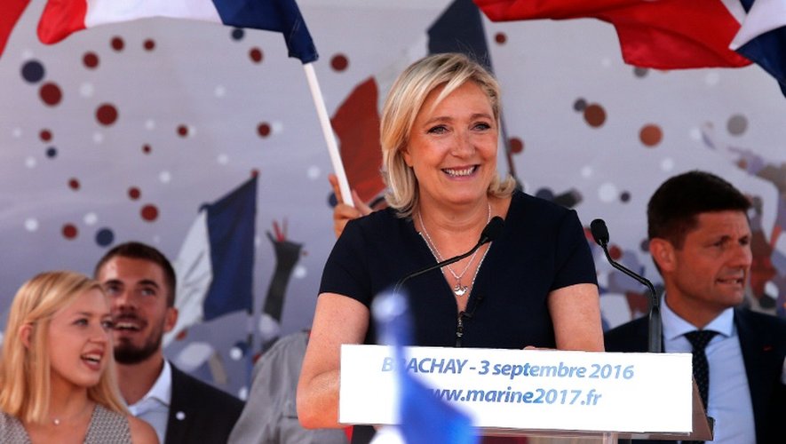 Marine Le Pen, candidate du Front national à la présidentielle, le 3 septembre 2016 à Brachay en Haute-Marne