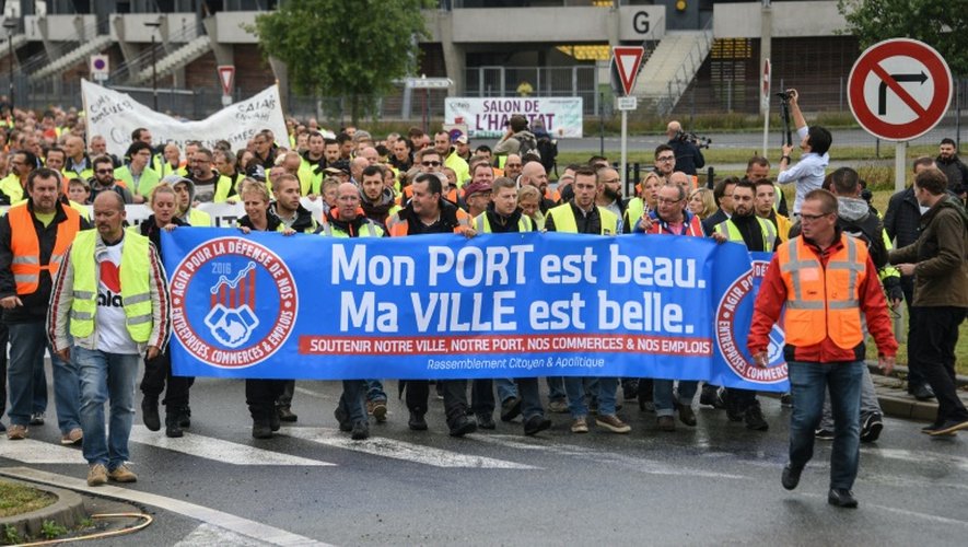 Manifestation le 5 septembre 2016 à Calais pour le démantèlement de la "jungle"