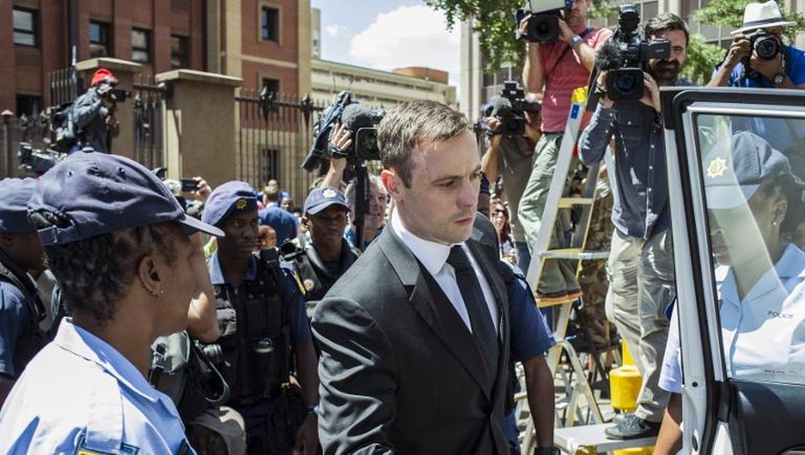Oscar Pistorius à sa sortie du tribunal le 17 octobre 20147 à Pretoria
