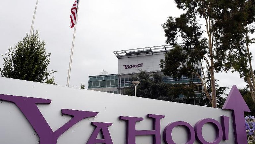 Depuis juillet 2012, Yahoo! a investi 1,6 milliard de dollars dans des dizaines de start-up, la plus grosse opération étant le site de blogs Tumblr payé 1,1 milliard en 2013.