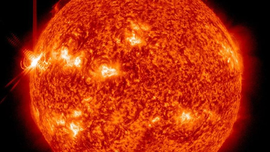 Une image de la Nasa montre une iruption solaire, le 14 mai 2013