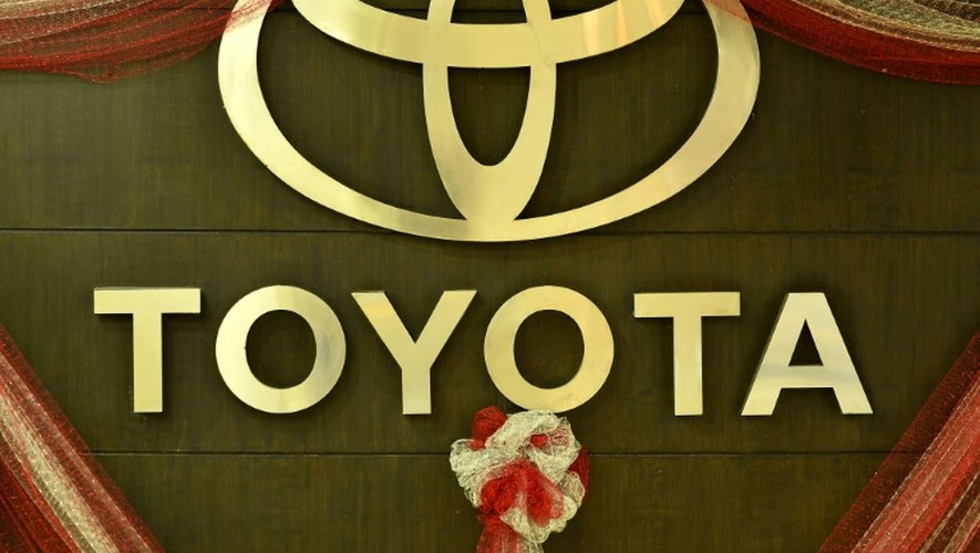 Toyota, détrôné au premier semestre 2015 par l'allemand Volkswagen, a repris la première place au palmarès des ventes sur les neuf premiers mois de l'année