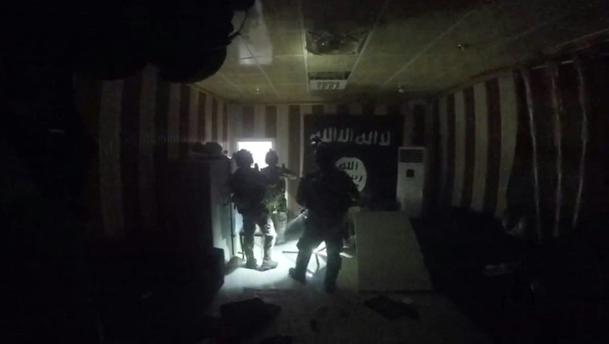 Capture d'écran d'une vidéo publiée le 25 octobre 2015 par la région autonome du Kurdistan irakien, montrant des ex-prisonniers du groupe Etat islamique (EI) libérés lors une opération américano-kurde