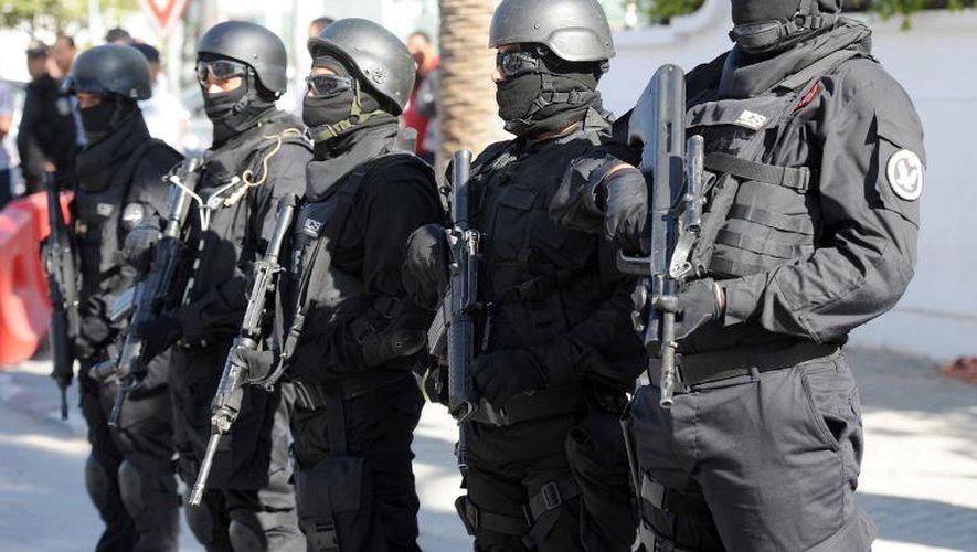 Des forces spéciales de sécurité déployées le 25 octobre 2014 à Nabeul