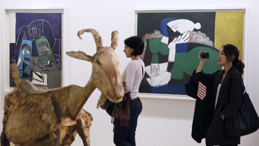 Des visiteurs au musée Picasso à Paris, le 25 octobre 2014