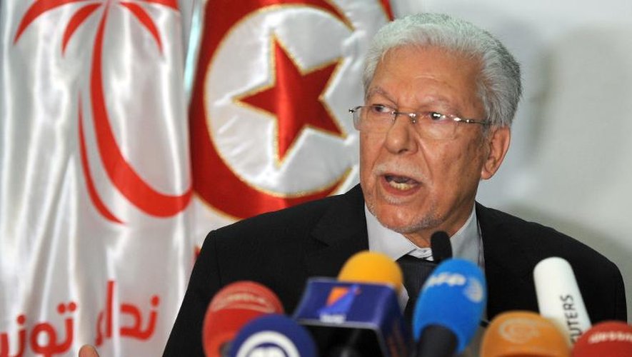 Nidaa Tounès, le chef du principal parti séculier, lors d'une conférence de presse, le 26 octobre 2014 à Tunis