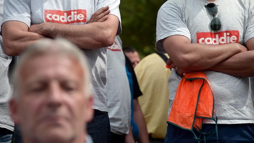 Des salariés du fabricant de chariots de supermarché Caddie à Drusenheim (Bas-Rhin), le 23 juin 2014, manifestent à Strasbourg