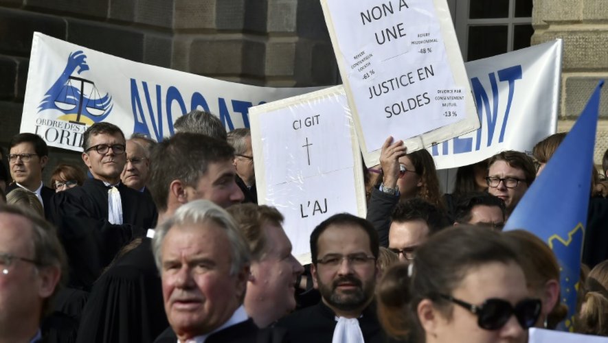 Manifestation d'avocats à Rennes, le 28 octobre 2015
