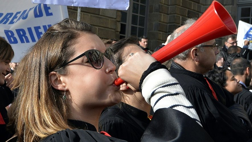 Manifestation des avocats à Rennes, le 28 octobre 2015