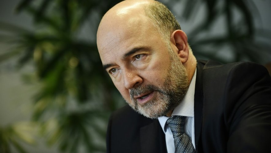 Le commissaire européen aux Affaires économiques, Pierre Moscovici au siège de l'UE à Bruxelles, le 29 octobre 2015