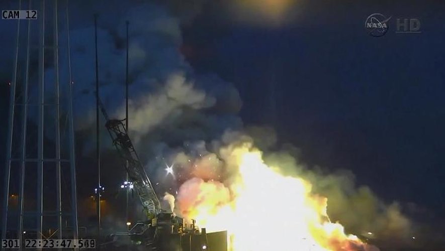 Image tirée d'une vidéo de la Nasa montrant l'explosion de la fusée Antares peu après son décollage, le 28 octobre 2014 à Wallops Island, en Virginie