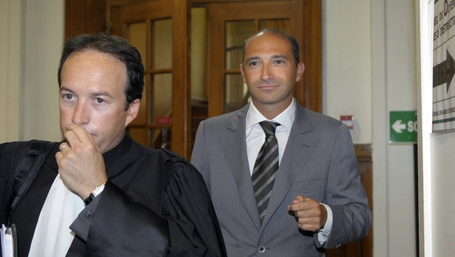 Laurent Fabius et son avocat Cyril Bonan, à leur arrivée arrive le 1er juin 2011 au Tribunal de Grande Instance de Paris