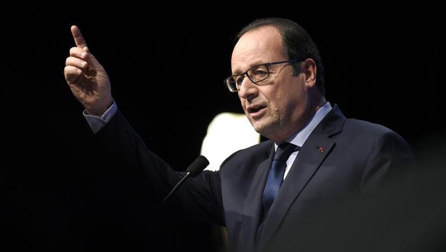 Le président français François Hollande lors d'un congrès à Dijon, le 26 octobre 2014