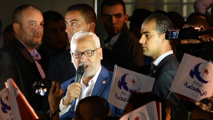 Le leader du parti Ennahda, Rached Ghannouchi, fait une déclaration après le résultat des élections législatives, le 27 octobre 2014 à Tunis