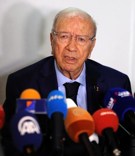 Béji Caïd Essebsi, leader du parti anti-islamiste Nidaa Tounès, fait une déclaration à la presse, le 26 octobre 2014 à Tunis