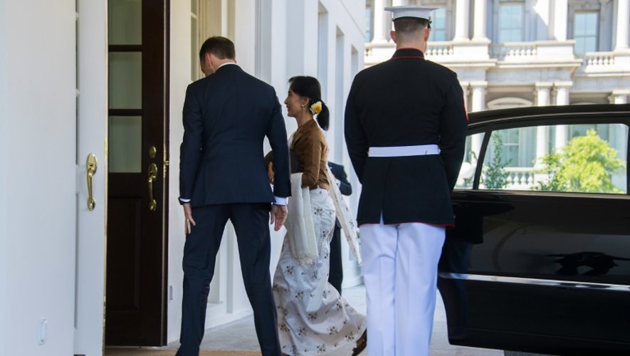 Arrivée à la Maison Blanche de la chef de la diplomatie birmane, Aung San Suu Kyi, le 14 septembre 2016 à Washington