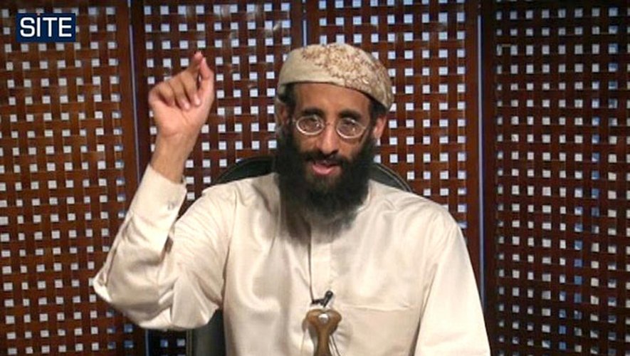 Capture vidéo fournie par le site américain spécialisé SITE, le 8 novembre 2010 montrant l'ex chef d'Al-Qaïda dans la péninsule arabique, Anwar al-Awlaki