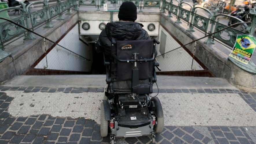 Ressources des adultes handicapés: le gouvernement retire sa mesure contestée