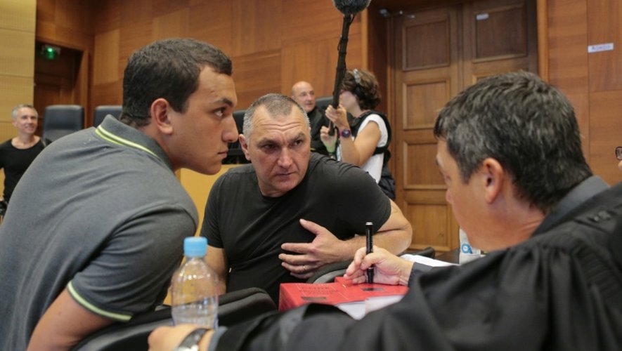 Pierre Baldi et Lucien Straboni avec leur avocat Marc Antoine Lucas le 15 septembre 2016 au tribunal à Bastia