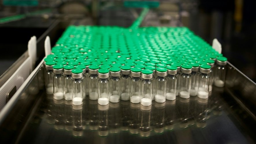 Production de vaccins dans le site Sanofi Pasteur de Marcy-l'Etoile, près de Lyon, le 7 juillet 2016