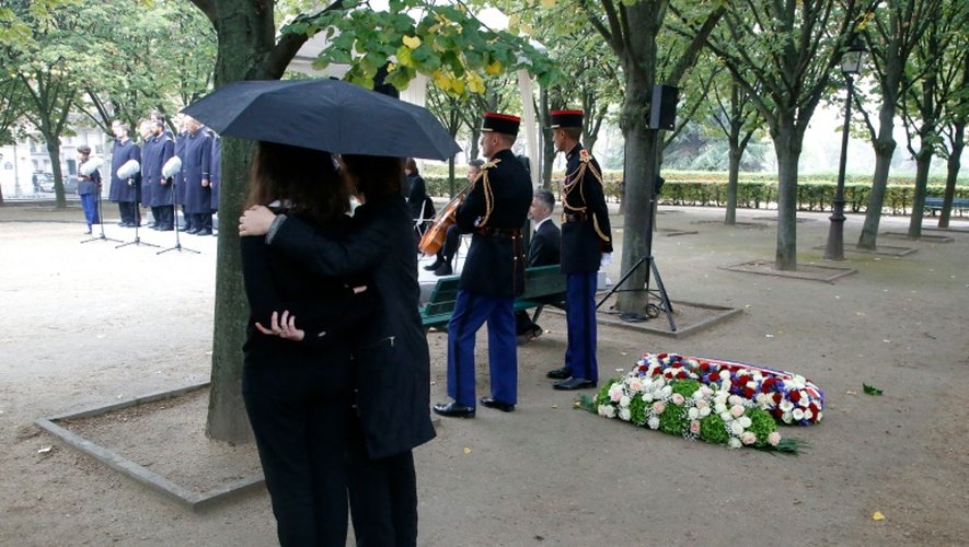 Cérémonie d'hommage aux victimes des attentats terroristes le 19 septembre 2016 aux Invalides à Paris