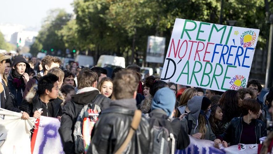 Manifestation de lycéens en hommage à Rémi Fraisse le 6 novembre 2014 à Paris