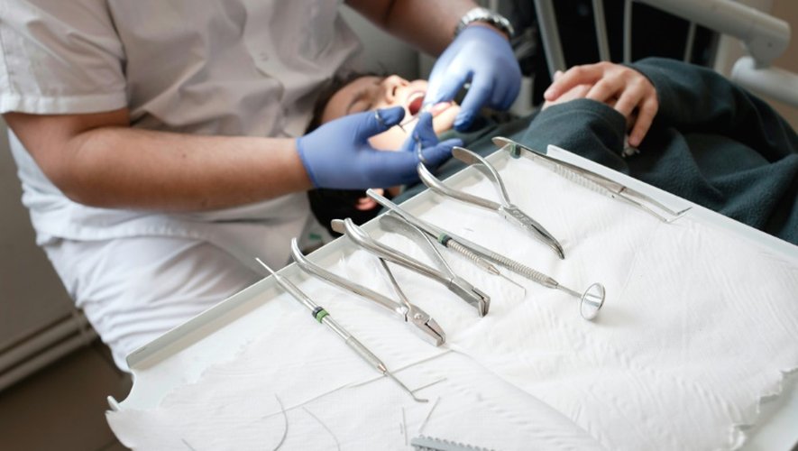 L'Assurance maladie prend en charge 33% du coût des frais dentaires contre 68% en Allemagne