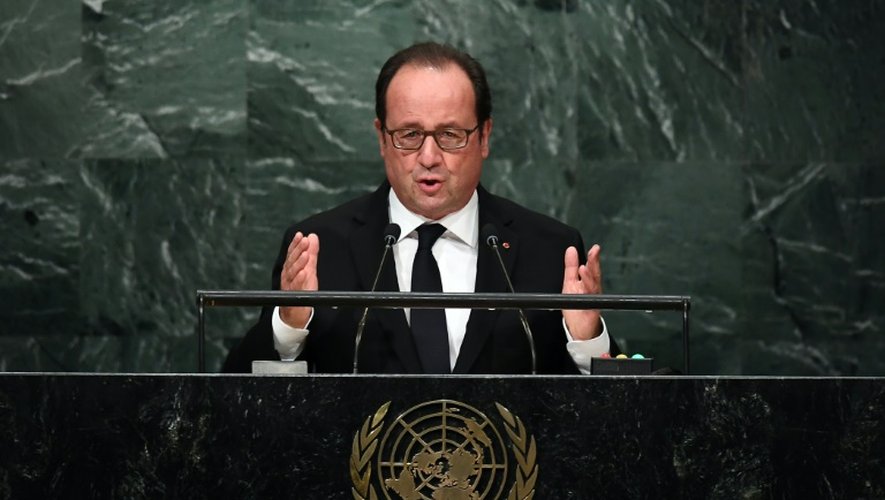 Le président français François Hollande à la tribune de l'Assemblée générale des Nations unies, le 20 septembre 2016 à New York