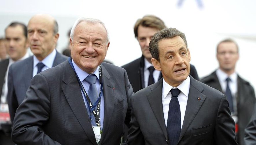 Le député UMP Barnard Brochand en compagnie de l'ancien président Nicolas Sarkozy avant un Sommet du G20 à Cannes le 3 novembre 2011