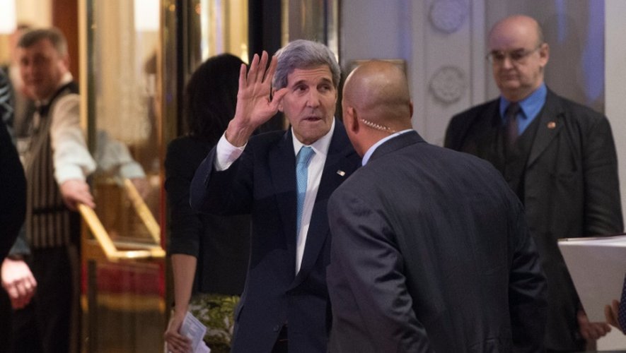 Le secrétaire d'Etat américain John Kerry à son arrivée à l'hôtel Bristol, à Vienne, le 13 novembre 2015 avant une réunion sur le conflit en Syrie