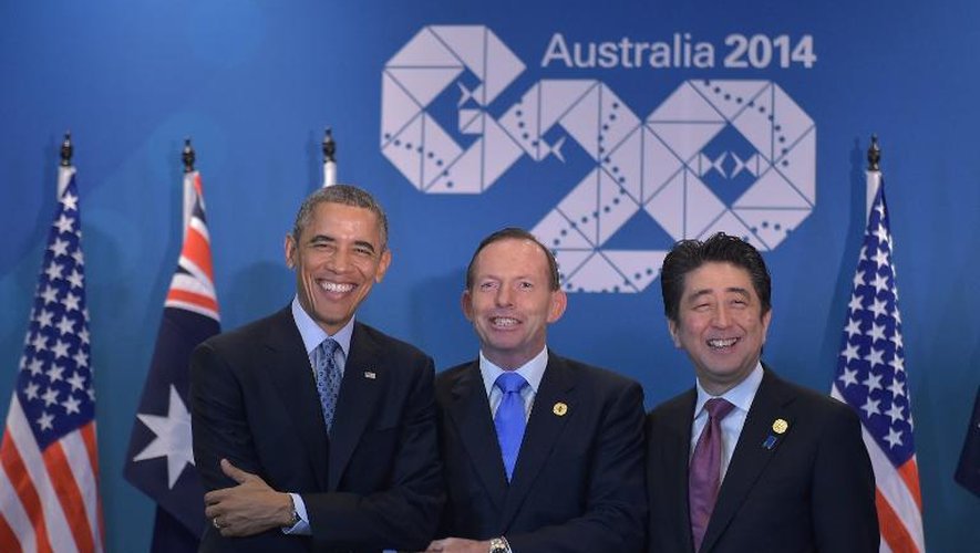 Le président améridain Barack Obama et les Premiers ministres australien Tony Abbott et japonais Shinzo Abe au G20 le 16 novembre 2014 à Brisbane