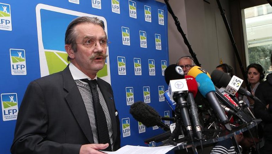 Le président de la Ligue de football professionnel (LFP), Frédéric Thiriez, lors d'une conférence de presse à Paris le 18 novembre 2014