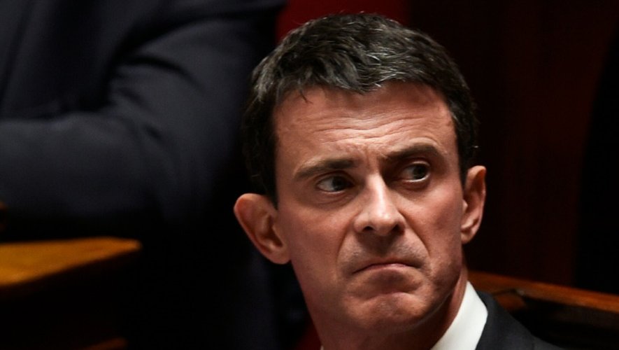 Le Premier ministre Manuel Valls le 17 novembre 2015 à l'Assemblée nationale à Paris