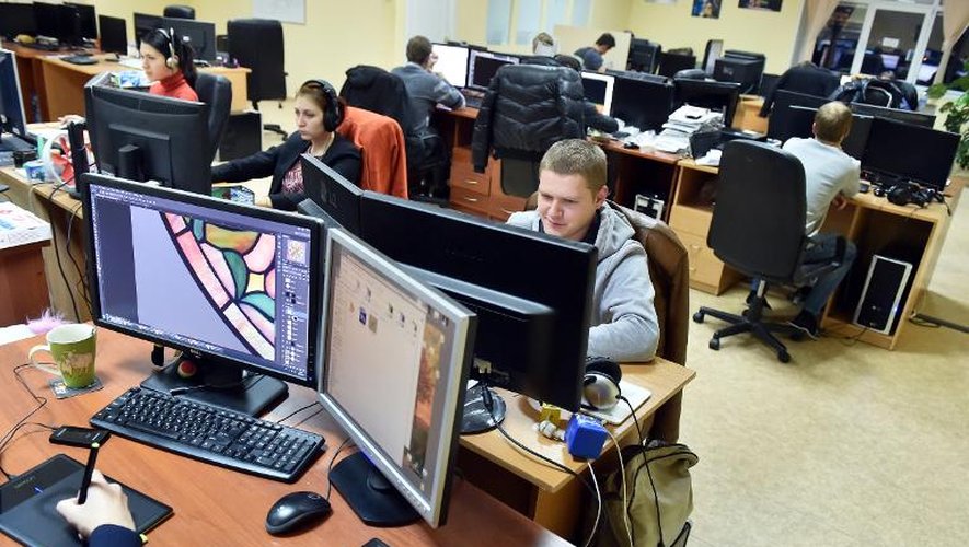 Des développeurs informatiques, le 12 novembre 2014 au siège de l'entreprise de jeux vidéo Frogwares, basée à Kiev