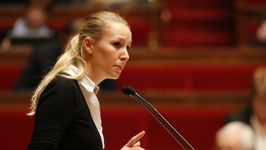 Marion Maréchal Le Pen participe au débat sur l'état d'urgence le 19 novembre 2015