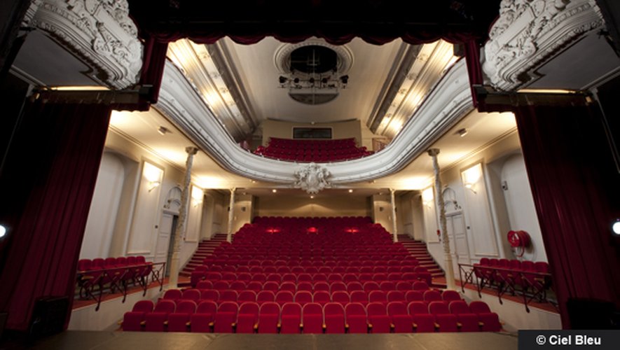 Et en attendant demain, Jazz to the Bone, se produit ce samedi soir à 21h, au théâtre de Villefranche-de-Rouergue.