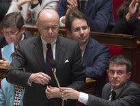 Cazeneuve règle ses comptes avec les écologistes à l'Assemblée