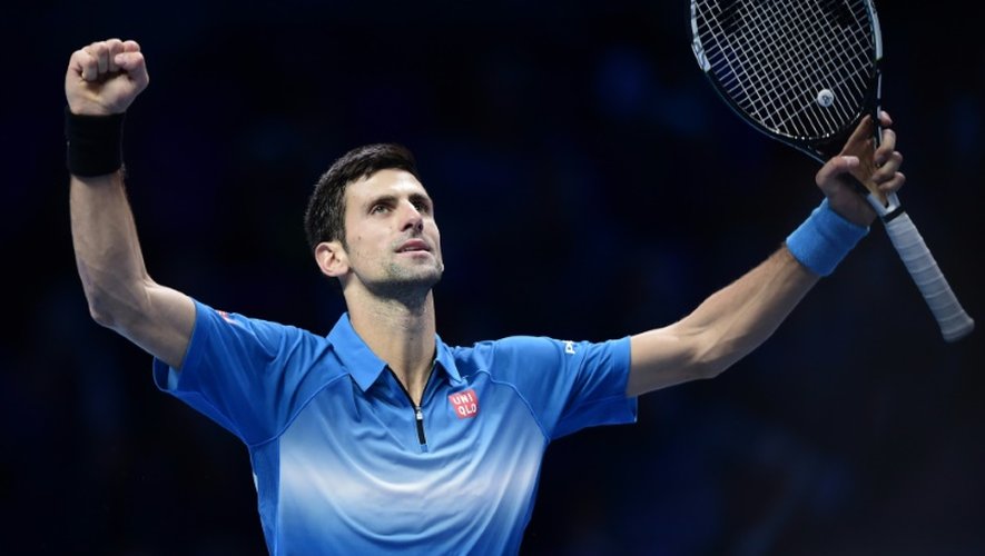 Le Serbe Novak Djokovic se qualifie pour la finale du Masters de Londres en battant l'Espagnol Rafael Nadal, le 21 novembre 2015