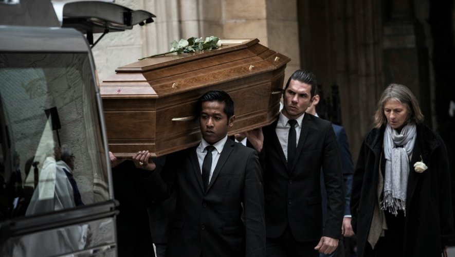 Funérailles de Caroline Prenat, une des vicitmes des attentats de Paris, à Lyon, le 23 novembre 2015
