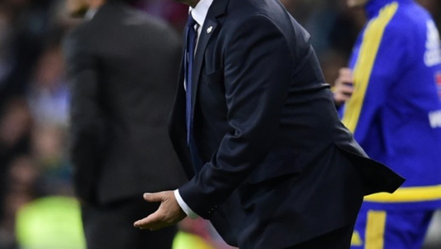 L'entraîneur du Real Madrid Rafael Benitez lors du match de championnat d'Espagne contre le FC Barcelone, le 21 novembre 2015 au stade Santiago-Bernabeu de Madrid