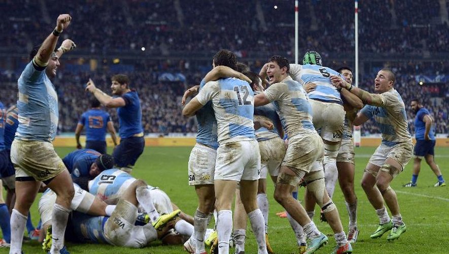 La joie des Argentins, vainqueurs des Français en test-match, le 22 novembre 2014 au Stade de France