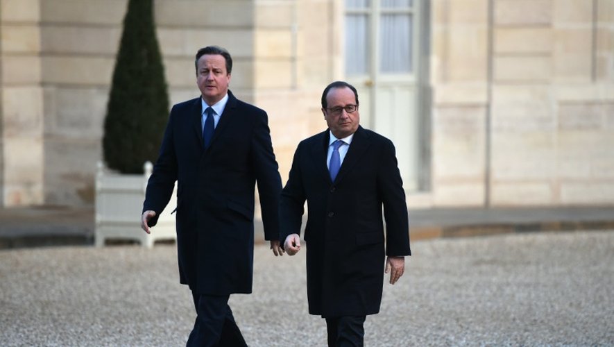François Hollande et David Cameron à l'Elysée le 23 novembre 2015 à Paris