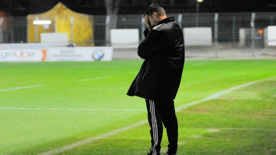 Frustré par le résultat, l'entraîneur Franck Plenecassagne garde espoir : "Il reste 19 matches, on va se battre".